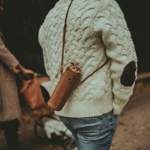 Donsje Flosko Bottle Bag | Bear | Cognac Classic Leather